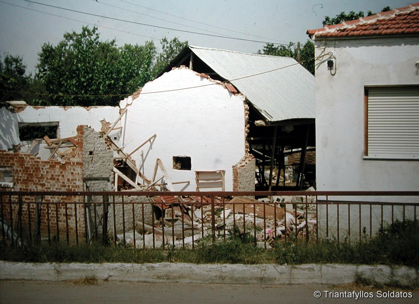 Ζημιές σε σπίτια στην περιοχή της λίμνης Βόλβης